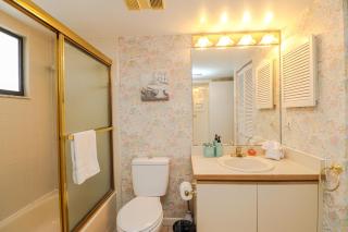 Ocean Village Club N23 - 1