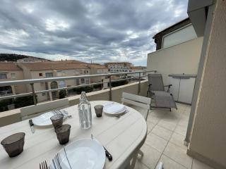 Superbe 2 pièces mezzanine, près plage, parking inclus, animaux admis - FR-1-338-528 - Sète - 8
