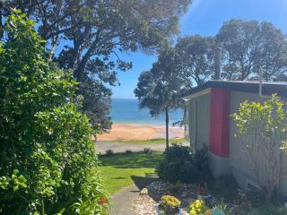 Driftwood Lodge Beachfront, Cable Bay Stays, Cable Bay, Northland - 1
