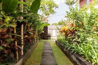 Frangipani Villa Mawe at Berawa - Canggu - 1