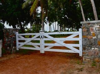Beautiful Lake View Bungalow - 6