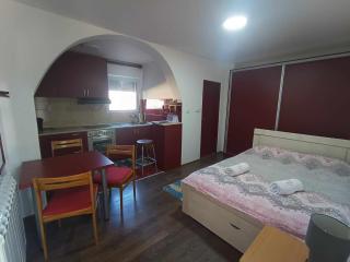 Apartman M&G - Banja Koviljača - 0