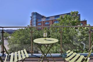 Princess Lofts City Centre Studios with Nespresso Coffee Machines & NEW Fast Wifi By StayRight - Swansea - 5