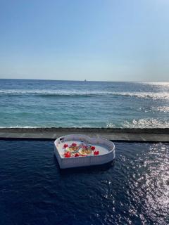 Cave Beach Bungalow - 1