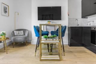 Modern 3 and 2 bedroom apartment in Maida Vale - London - 0