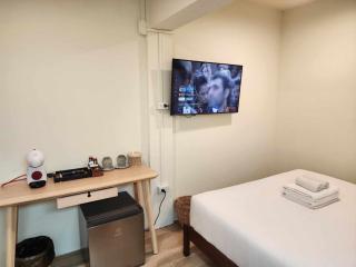 Canal View Lo-ha guest house, Contactless Check-in - Bangkok - 1