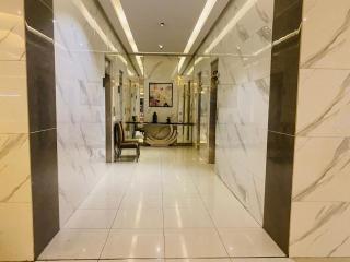 Cozy Studio with Balcony Netflix Free Access to POOL and GYM 100mbps - 3