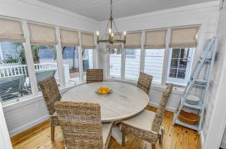 Seaside Cottage "SEA SHACK" Adorable Tupelo Street, Sleeps 4 home - Santa Rosa Beach - 7