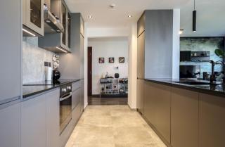 Elite LUX Holiday Homes - Luxe 2BR Stunning Burj Khalifa View Downtown Dubai - 2