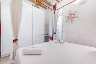 CHARMING HOUSE con doccia sensoriale e cortile interno - CENTRO STORICO - Cagliari - 1
