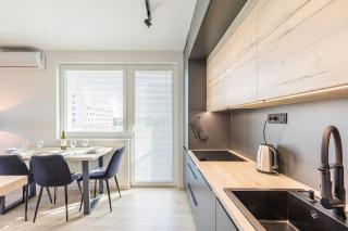 BNB Slovakia Ovocné sady Airport Apartment - Bratislava - 5