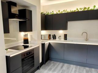 Carvetii - ANNE House Room 1 - Dbl bed Ground floor en-suite - Carlisle - 2