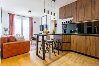 Maraschino 2BR apt balcony garage and BBQ - 0