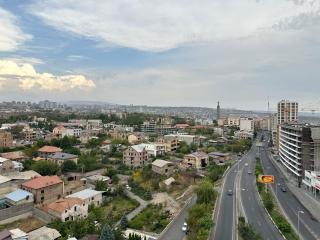 Verin Antarayin street, 3 bedrooms Unique, Luxury apartment MM500 - 8