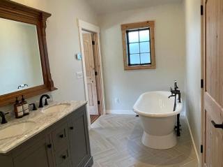 Beautiful Craftsman Home with Riverfront Views! - 5