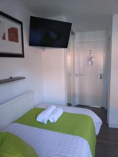 Anchorage Guest House - Also 1 room available with Hot Tub,must be booked separately - Balloch - 5