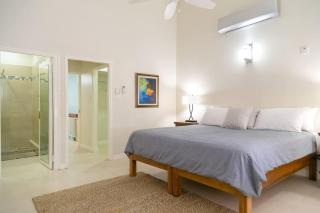 Captivating 2-Bed Town-House in Kingston - Kingston - 1