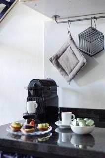 tHE Home Of Fame - Bosco Verticale View - 1