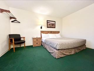 Homestead Inn - Wolf Point - 1