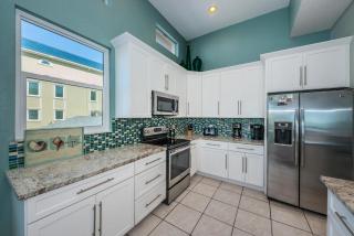 Treasure Island Beach Villa - St Pete Beach - 3