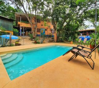 Casa Pura Vida Surf Hostel - Tamarindo Costa Rica - Tamarindo - 0