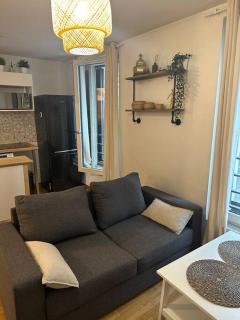 Joli studio- quartier Montmartre - París - 4