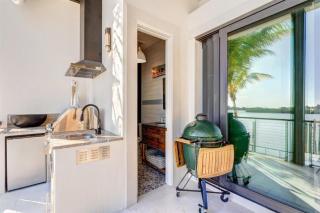 Bayside Paradise Mansion - Clearwater Beach - 1