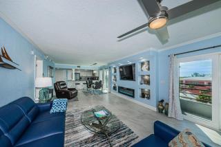 Pier House - Clearwater Beach - 2