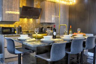 Swish Luxury Holiday Apartments - Blackpool - 5