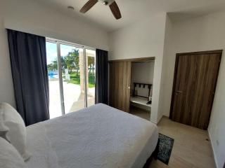 Hard Rock Getaway • 2BR with Golf + Pool Views - 2