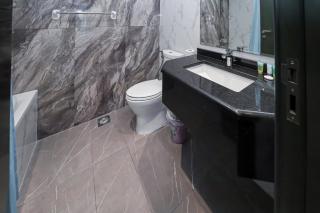 Spacious 4BR En-Suite Apt I Gym, Pool & Parking - 2