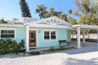 The Lady Fish Home - Anna Maria - 9