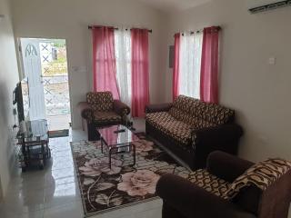 CrearyStays - Discovery Bay - 6