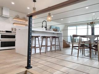 Oceanfront Penthouse On Sand - Epic Views/Sunsets! - Huntington Beach - 9