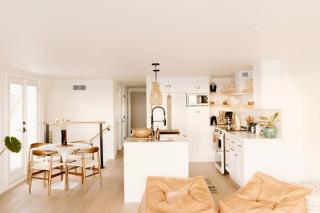 Oceanfront Penthouse On Sand - Epic Views/Sunsets! - Huntington Beach - 1