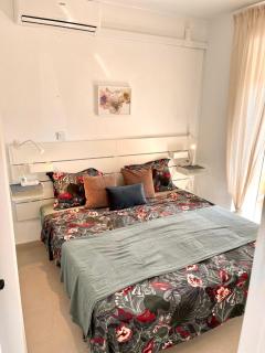 BenalBeach Holiday Appartement 2BDR Beach100m 5 Pools Gardens - Benalmádena - 6