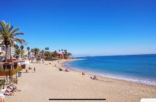 BenalBeach Holiday Appartement 2BDR Beach100m 5 Pools Gardens - Benalmádena - 9