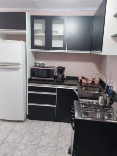 Casa disponível para diária, 300m do mar casa sozinha no terreno - Matinhos - 6