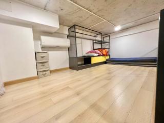 Art house big windowns by NHÀ TUI share - 9