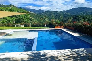 Casa de campo con piscina, en un clima ideal y un paisaje excepcional - 1