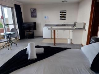 Edgewater Motel - Orewa - 8