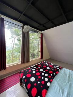 The Hillock-quiet by the Mountains - Vallikavungal - 2