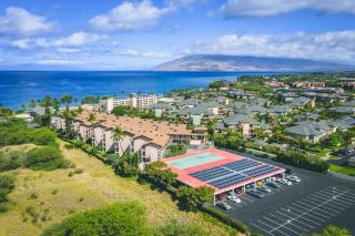 Kihei Alii Kai A404- Top Floor, remodeled, oceanview & steps from beach - Kihei - 8