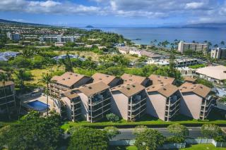 Kihei Alii Kai A404- Top Floor, remodeled, oceanview & steps from beach - Kihei - 3
