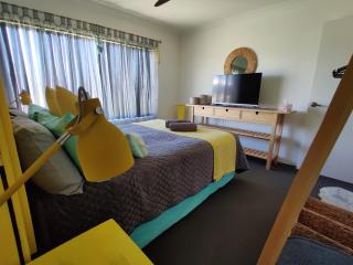 Stylish Colourfull Getaway - Margaret River - 4