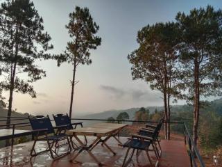 White House At เขาค้ออินไซด์ฮิลล์ - Khao Kho - 7