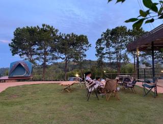 White House At เขาค้ออินไซด์ฮิลล์ - Khao Kho - 2