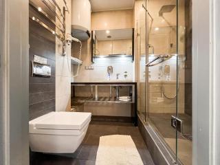 12th Floor Apartments - Odessa - 9
