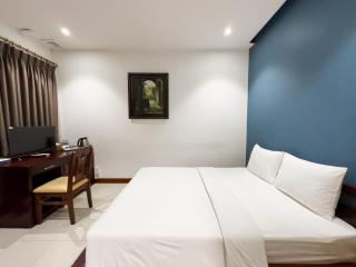 Hoang Yen Hotel Near SECC - Phu My Hung - 1
