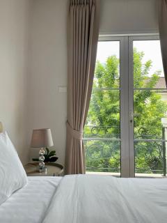 Entire 3BR Townhome in Sukhumvit, shared Pool, near BTS&MRT Asok - Bangkok - 0